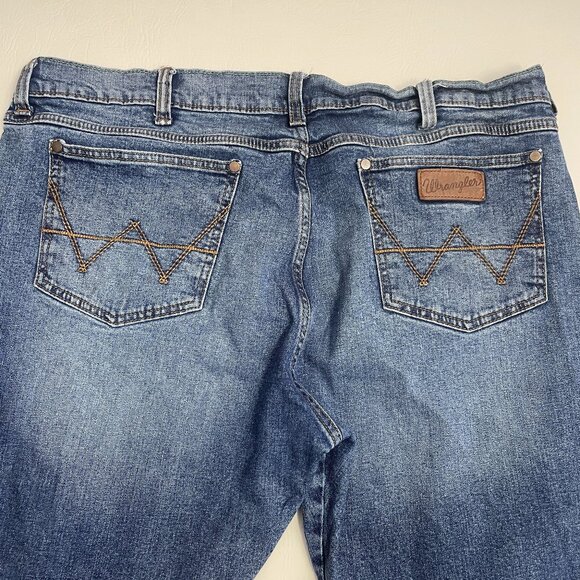Wrangler Retro Jeans Men's 40x32 Blue Denim Slim Straight Medium Wash Stretch - Picture 13 of 15